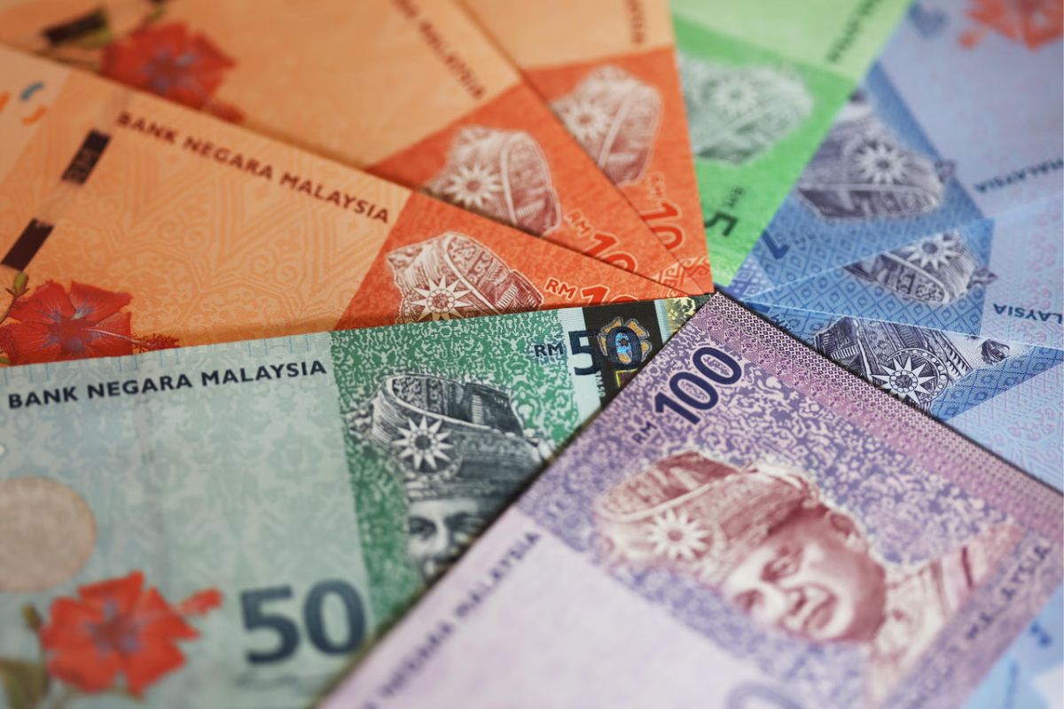 Malaysia Salary Increase 2025: What are the Upcoming Public Servant and Minimum Wages Changes?